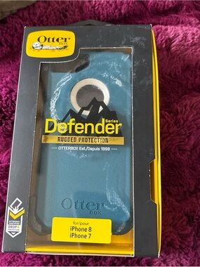 OtterBox Defender Series Rugged Case for iPhone 7/8 - Teal Blue
